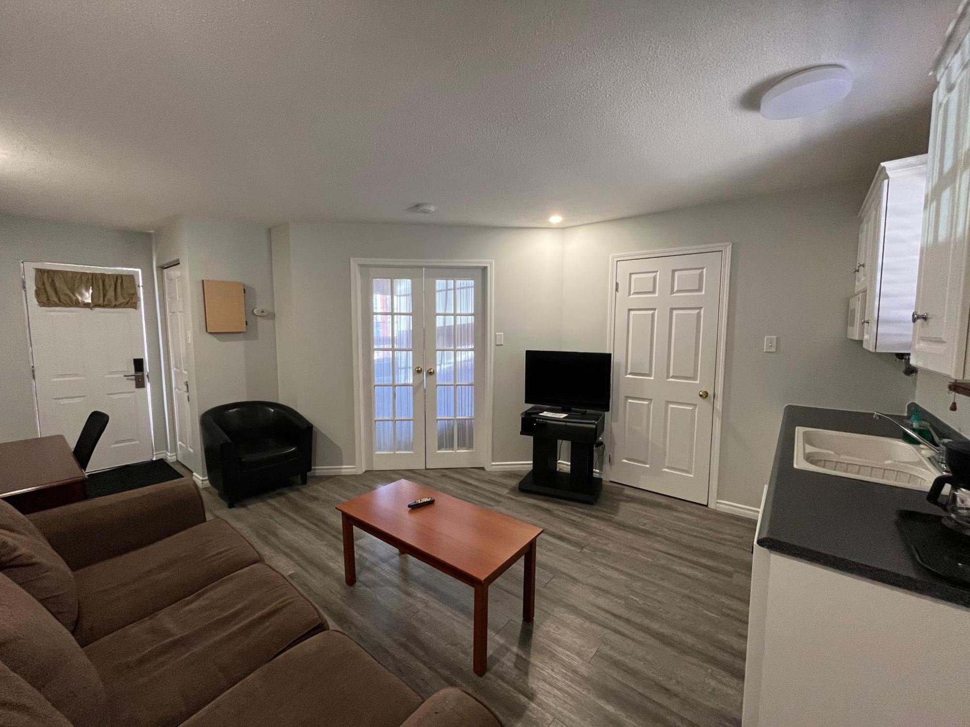 Lakeshore Suites North Bay Extérieur photo