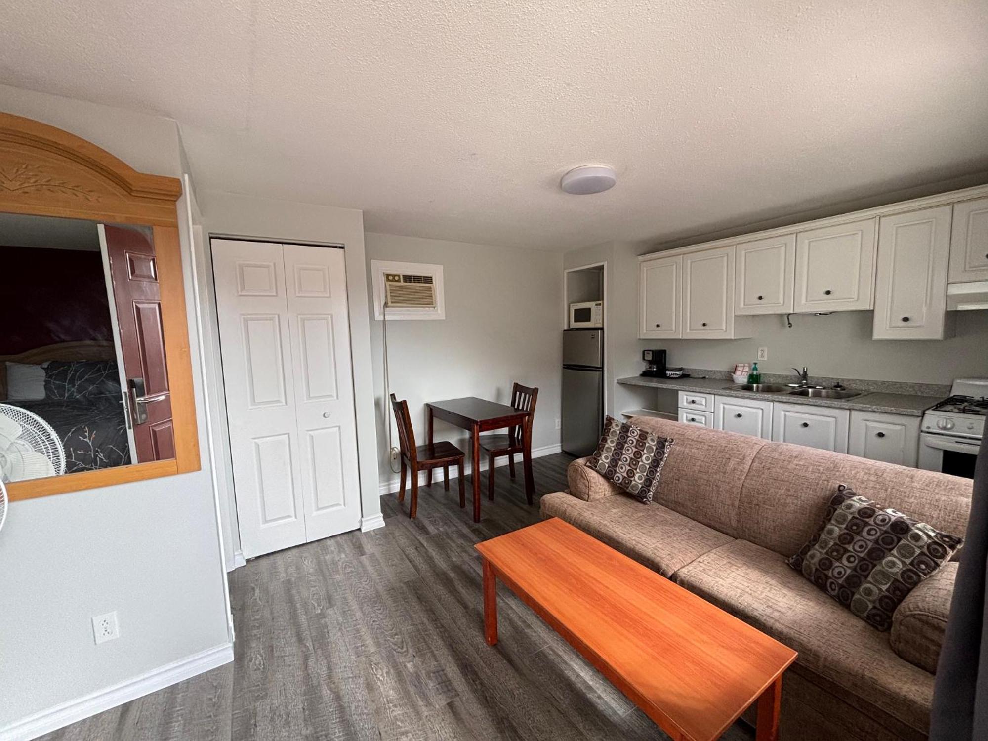 Lakeshore Suites North Bay Extérieur photo